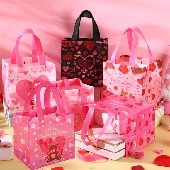 2 Count- Valentine’s Day Reusable Gift/ Tote Bags (random pull) - Picture 3 of 5
